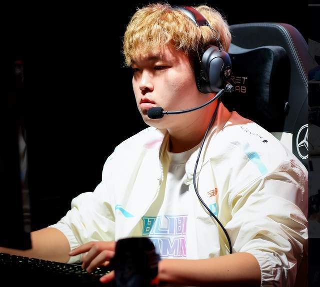 以精准的技 以精准的技